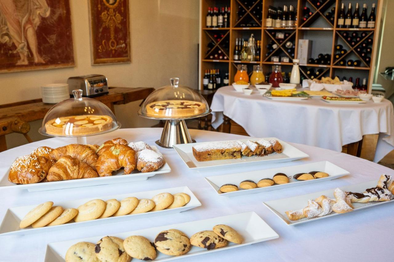 Villa Manzoni Cologno al Serio Esterno foto